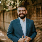 2021 Evan Headshot